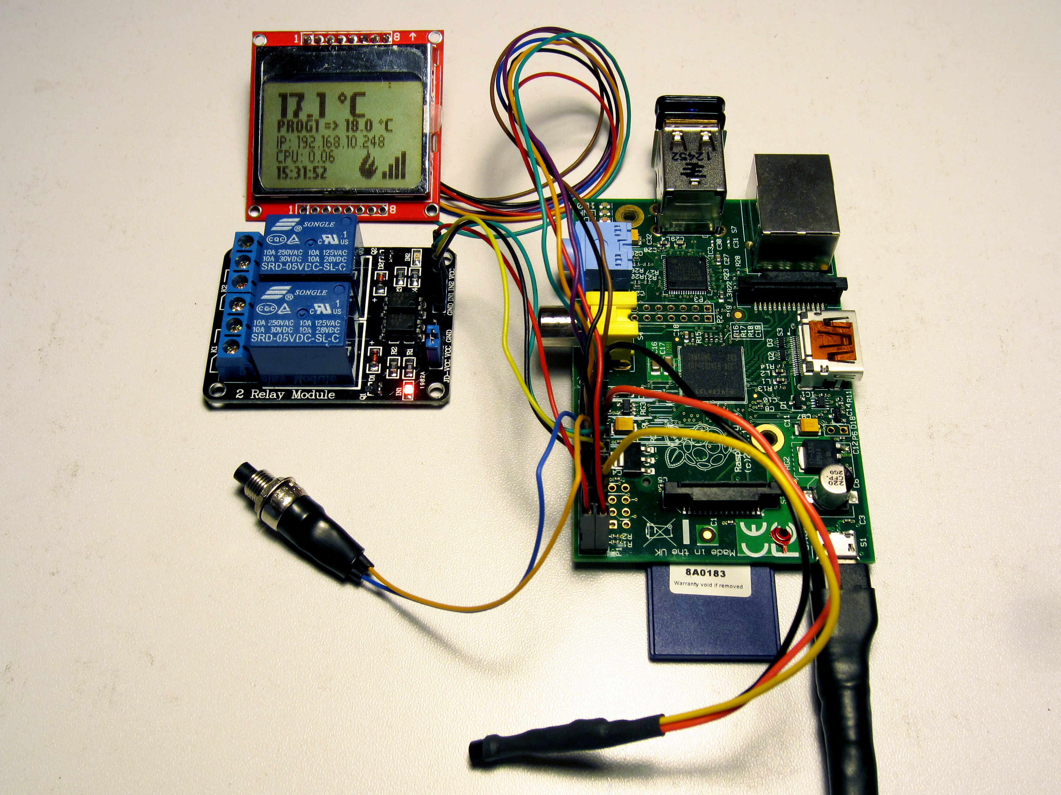 Programmable Thermostat with the Raspberry Pi [rigacci.org]