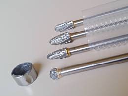 Removing a roller bearing: carbide burrs